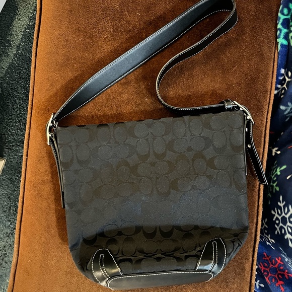 Coach Purse - Picture 5 of 5